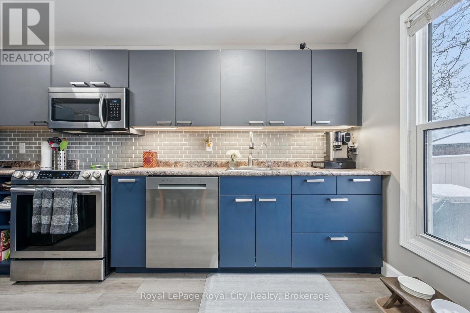 8 - 86 Burns Drive, Guelph (Riverside Park), Ontario  N1H 6V9 - Photo 12 - X12886720