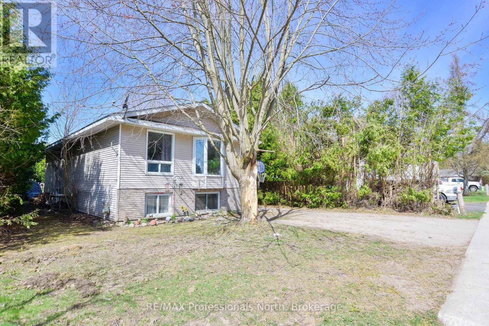 60 Tamarack Trail, Bracebridge (Monck (Bracebridge)), Ontario  P1L 1Z1 - Photo 10 - X12886728