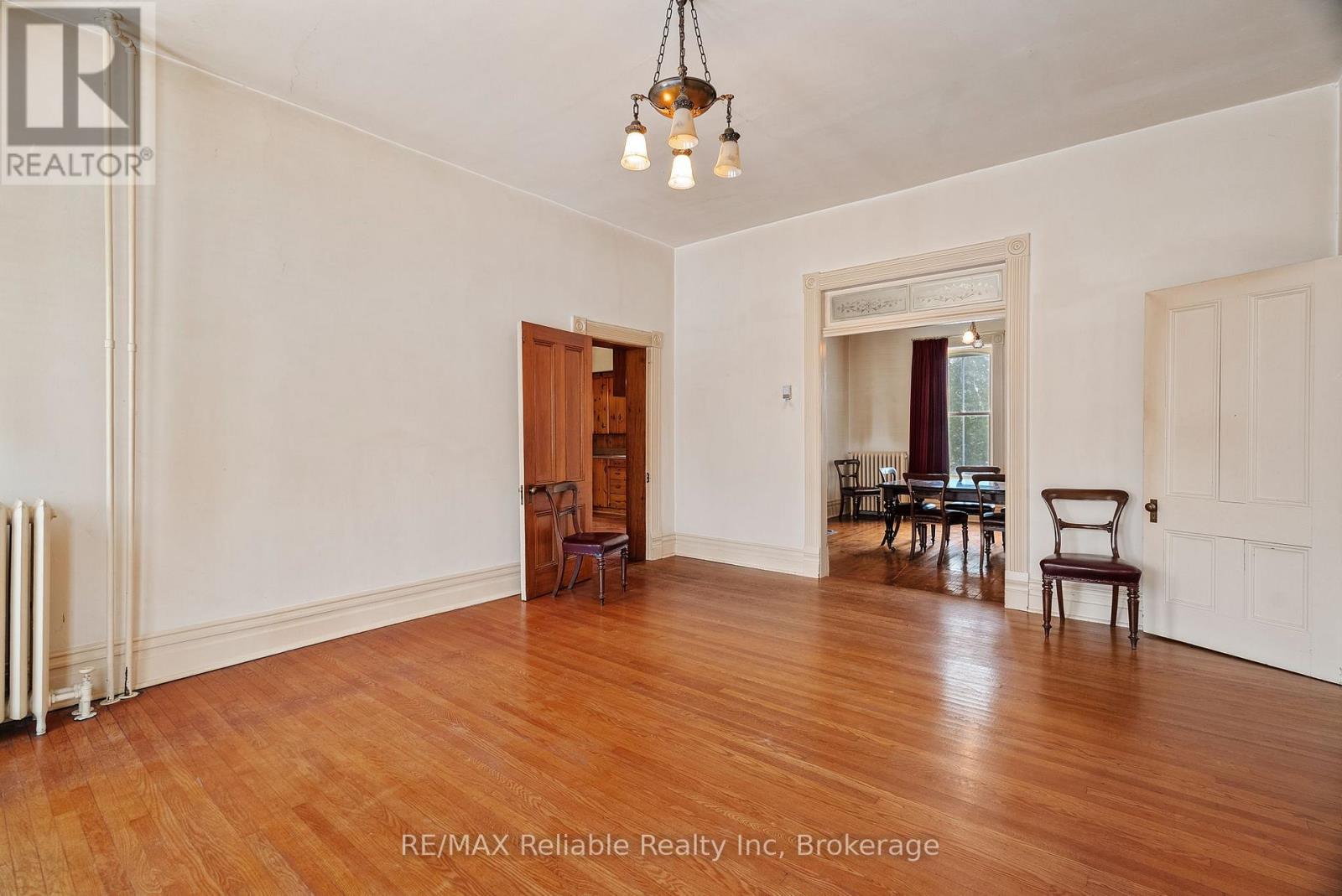 101 Centre Street, Huron East, Ontario N0K 1W0 - Photo 18 - X12886750