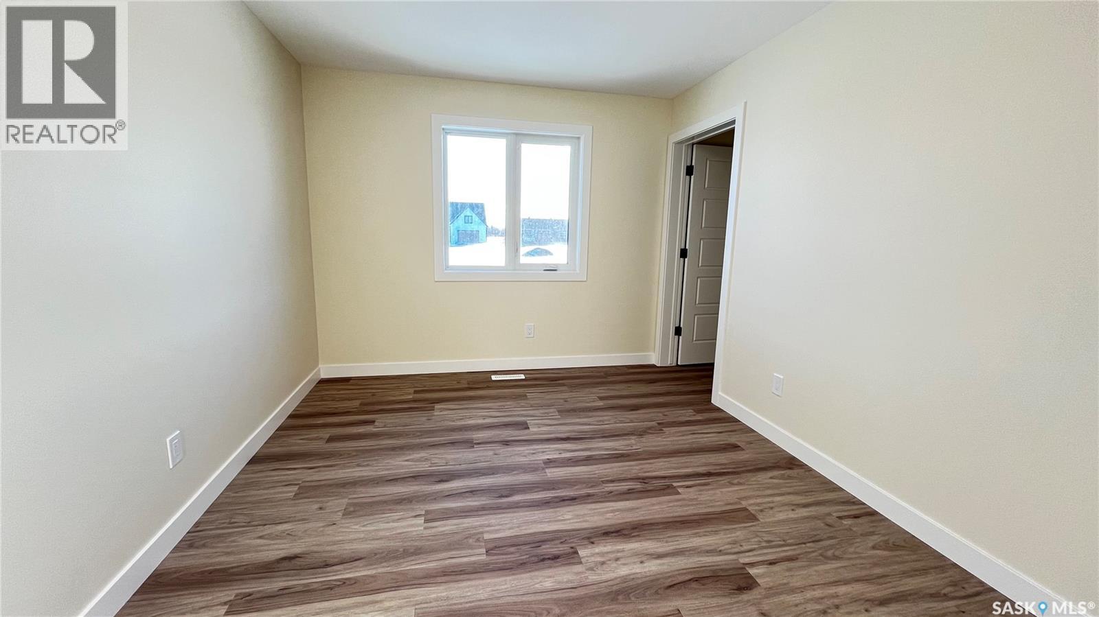 21 Murraydale Crescent, Maple Creek, Saskatchewan  S0N 1N0 - Photo 14 - SK021214