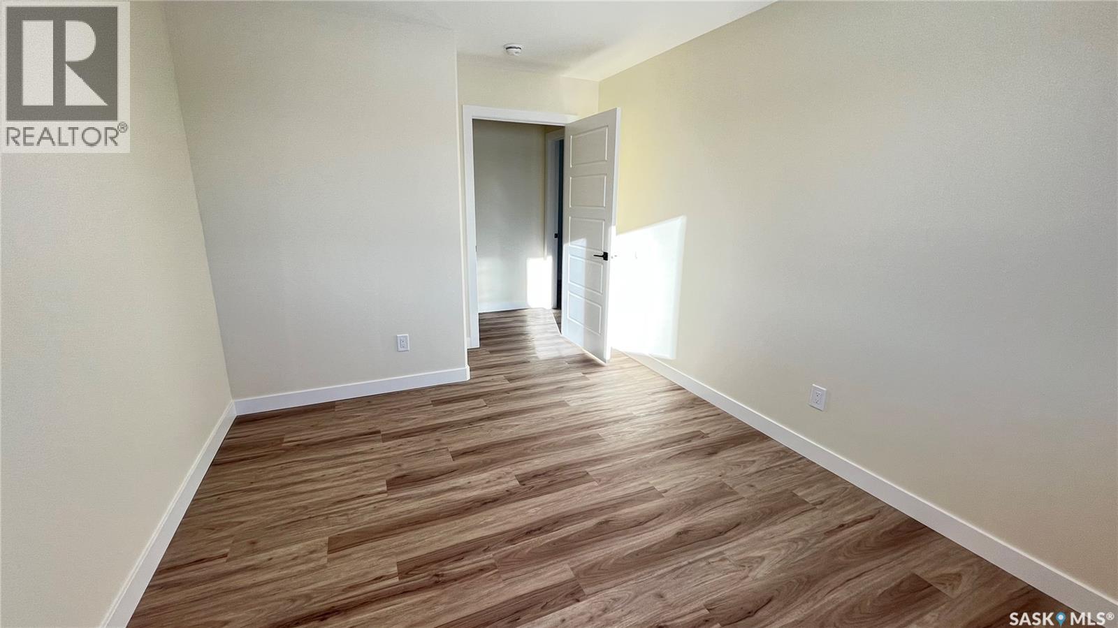 21 Murraydale Crescent, Maple Creek, Saskatchewan  S0N 1N0 - Photo 16 - SK021214