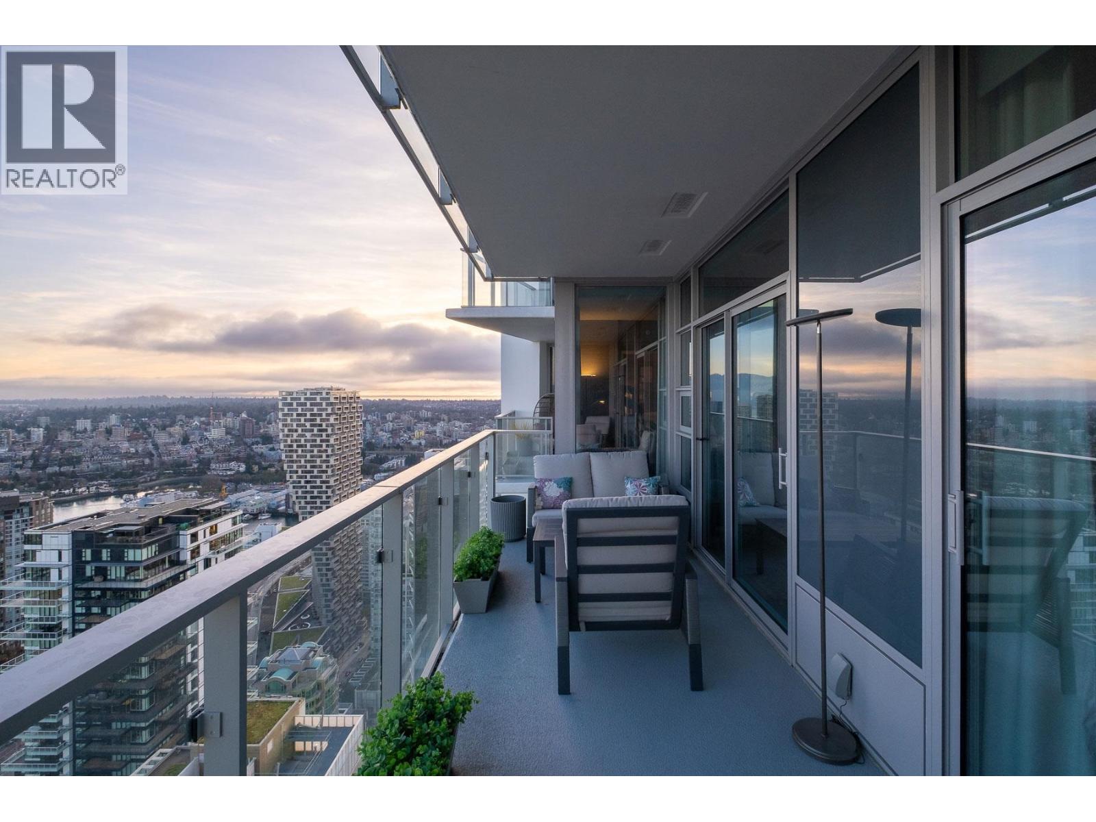 5205 1289 Hornby Street, Vancouver, British Columbia  V6Z 0G7 - Photo 6 - R3089242