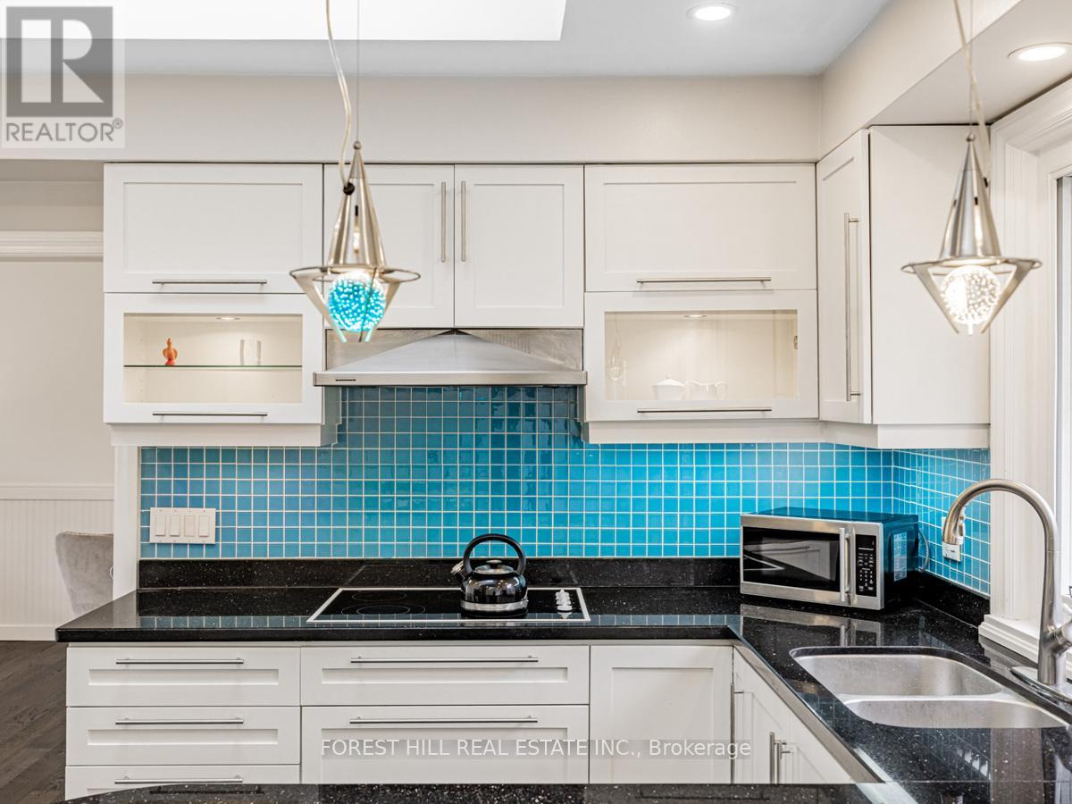 137 Citation Drive, Toronto (Bayview Village), Ontario  M2K 1T3 - Photo 11 - C12886376