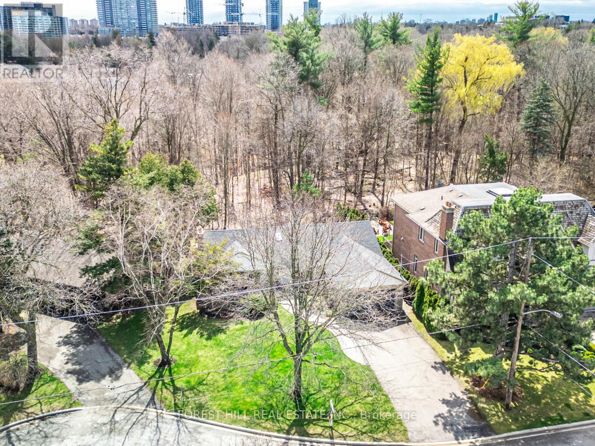 137 Citation Drive, Toronto (Bayview Village), Ontario  M2K 1T3 - Photo 33 - C12886376