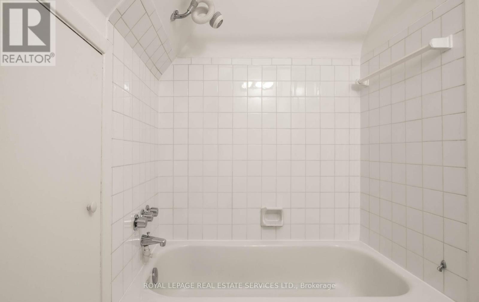 237 Glengrove Avenue W, Toronto, Ontario  M4R 1P4 - Photo 25 - C12886386