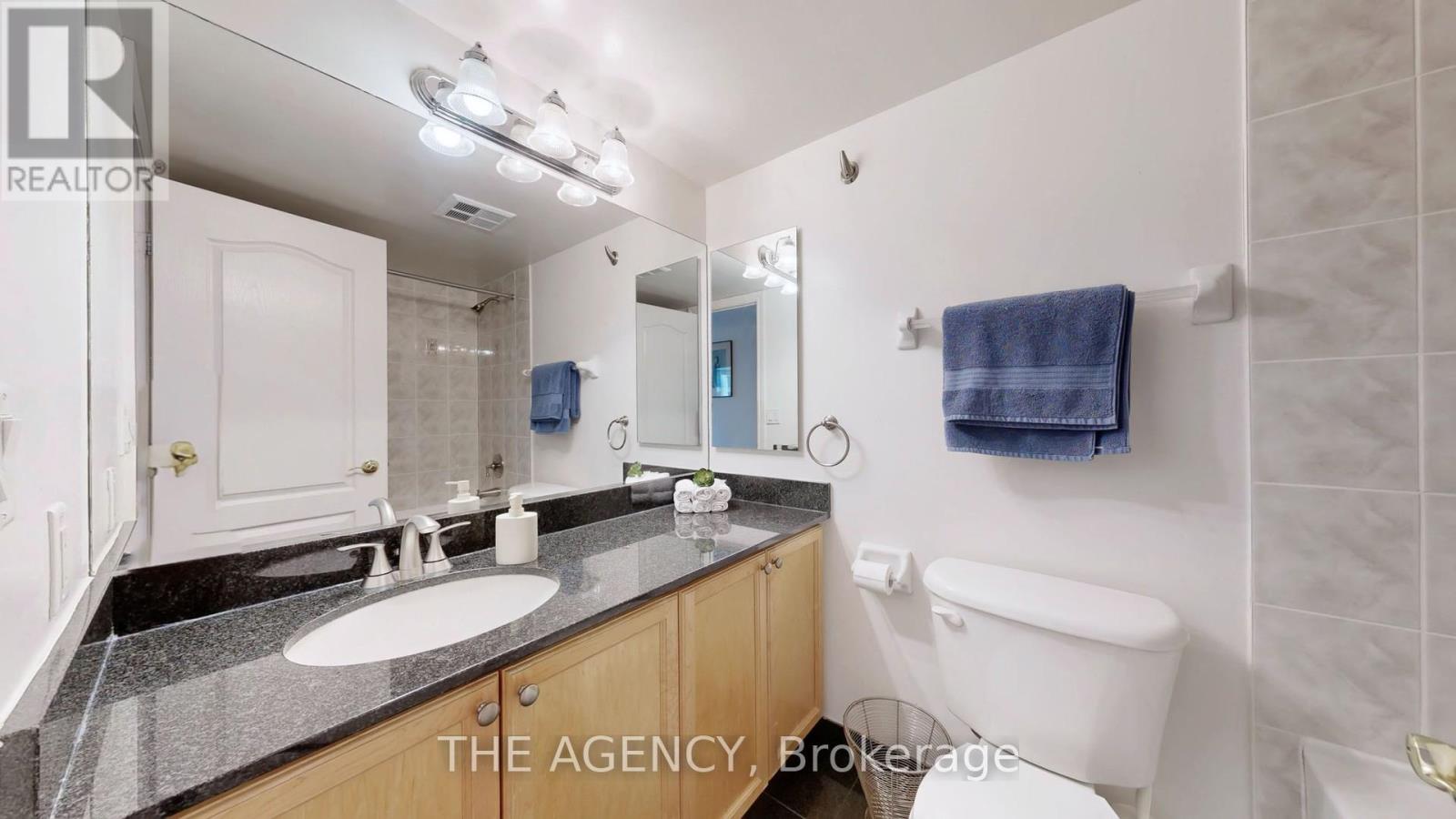 1402 - 880 Grandview Way, Toronto, Ontario  M2N 7B2 - Photo 33 - C12886390