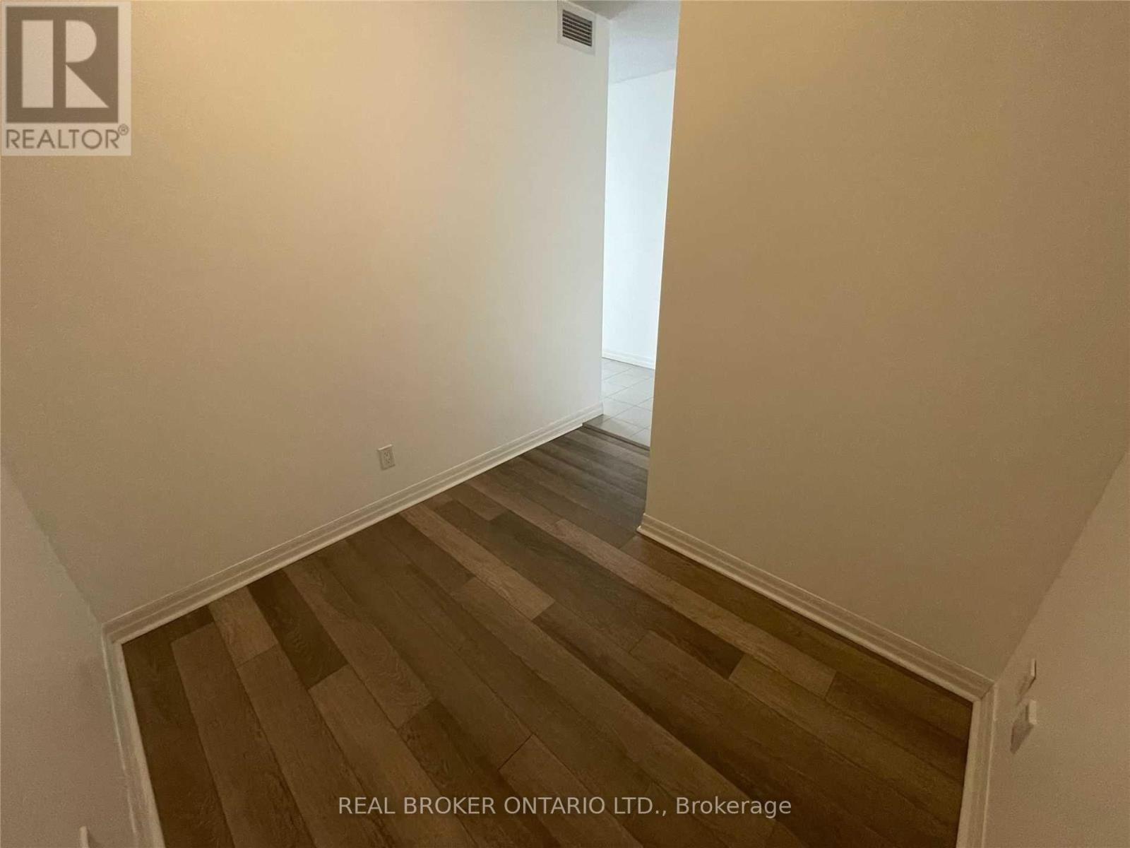 2905 - 275 Yorkland Road, Toronto (Henry Farm), Ontario  M2J 0A7 - Photo 10 - C12886438