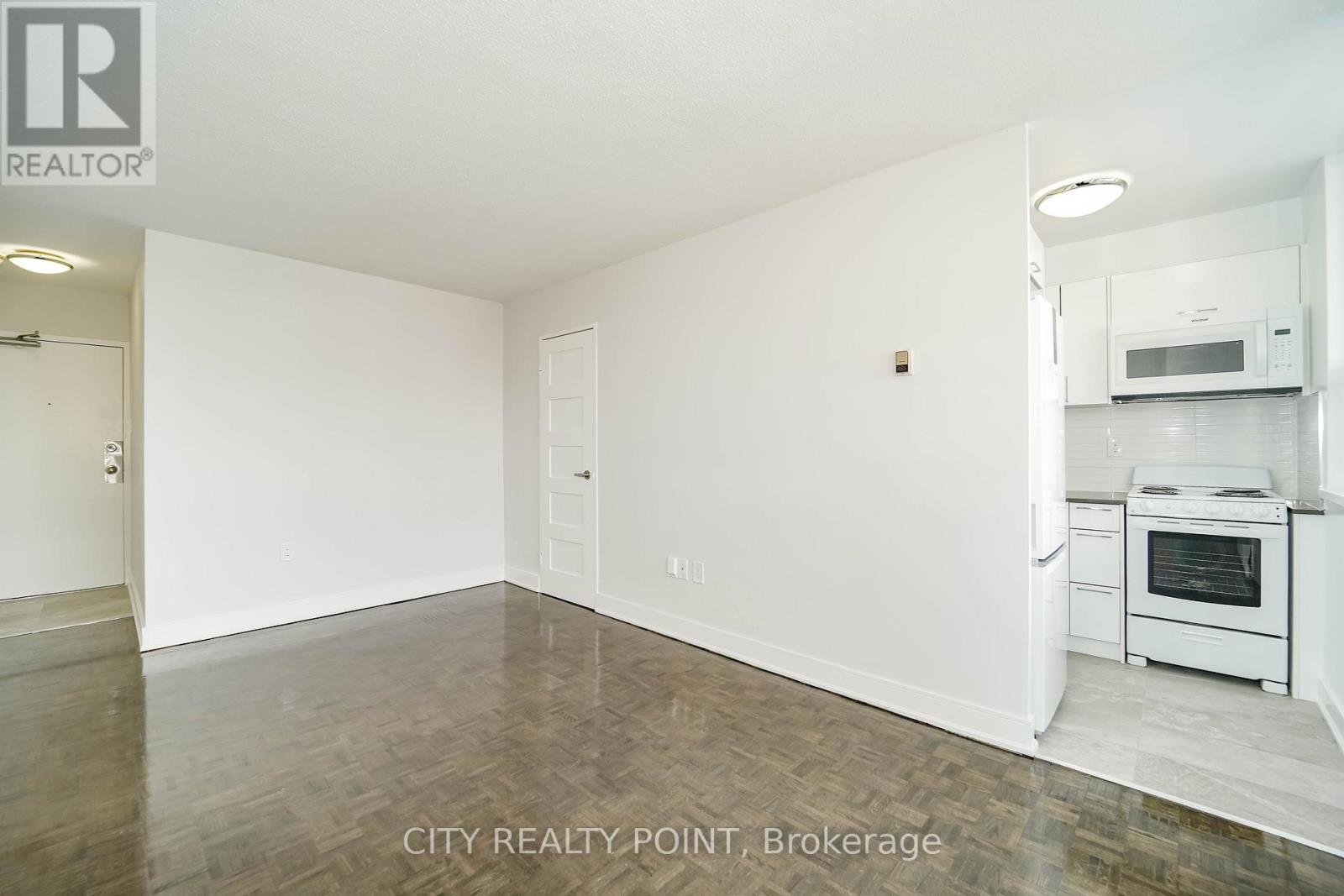 601 - 1500 Bathurst Street, Toronto (Humewood-Cedarvale), Ontario  M5P 3L3 - Photo 4 - C12886480