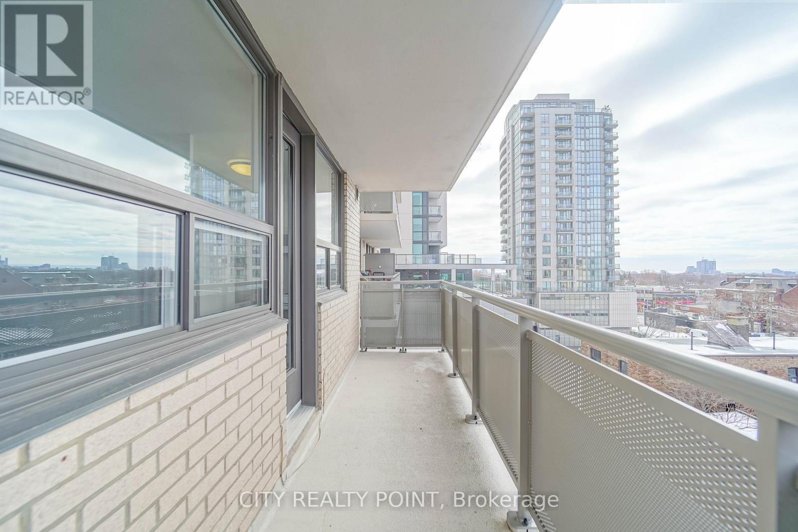 601 - 1500 Bathurst Street, Toronto (Humewood-Cedarvale), Ontario  M5P 3L3 - Photo 6 - C12886480