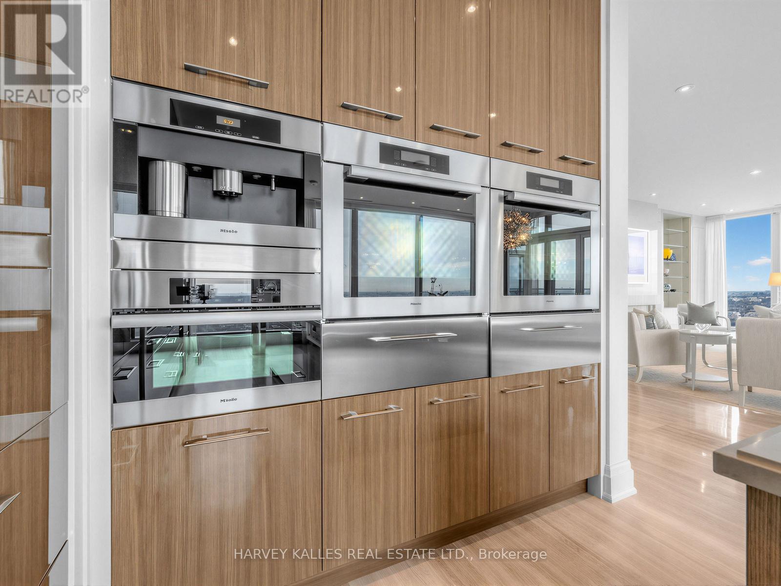 4702 - 50 Yorkville Avenue, Toronto, Ontario M4W 0A4 - Photo 11 - C12886482