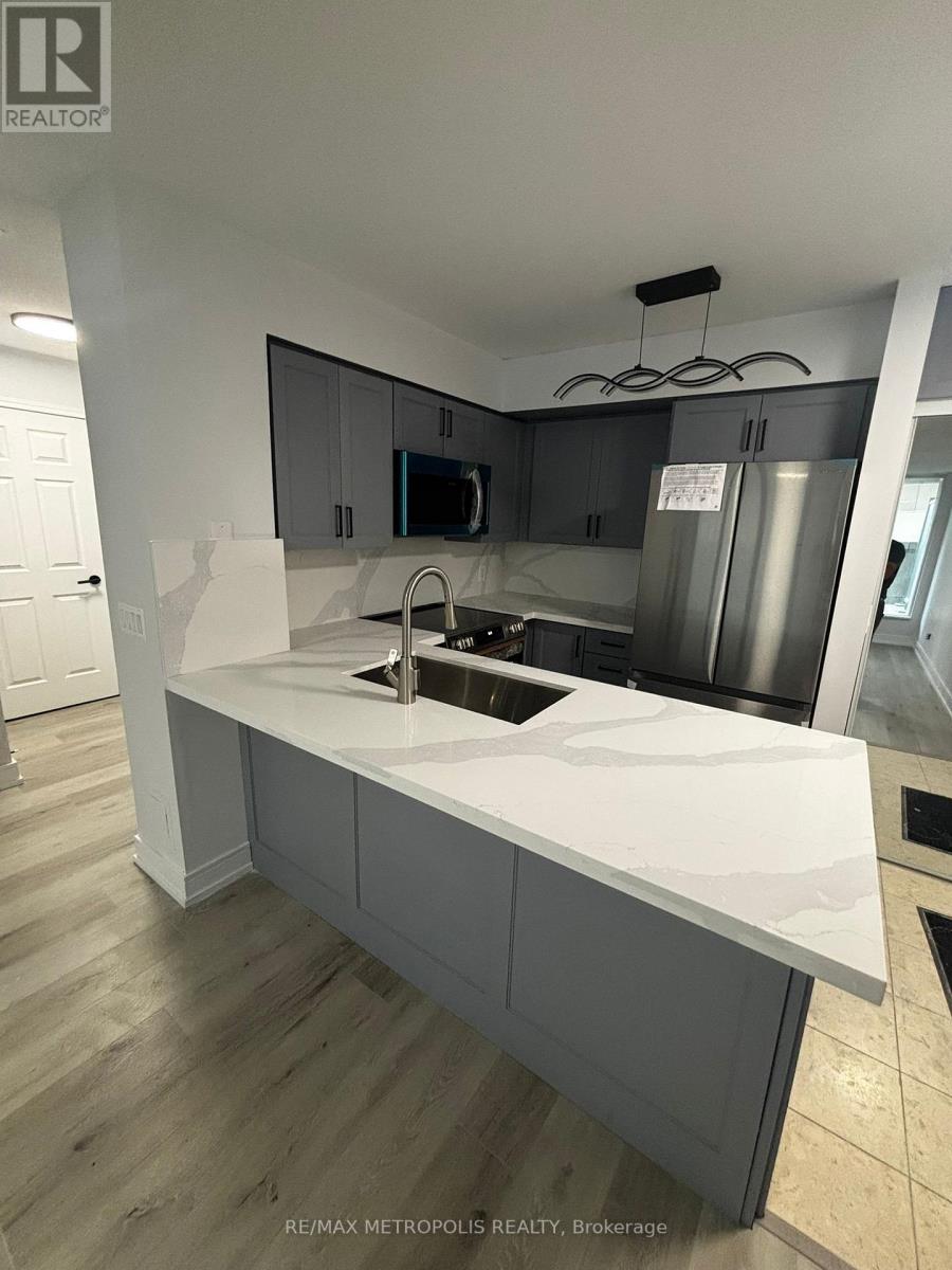 307 - 30 Grand Trunk Crescent, Toronto (Waterfront Communities), Ontario  M5J 3A4 - Photo 12 - C12886530