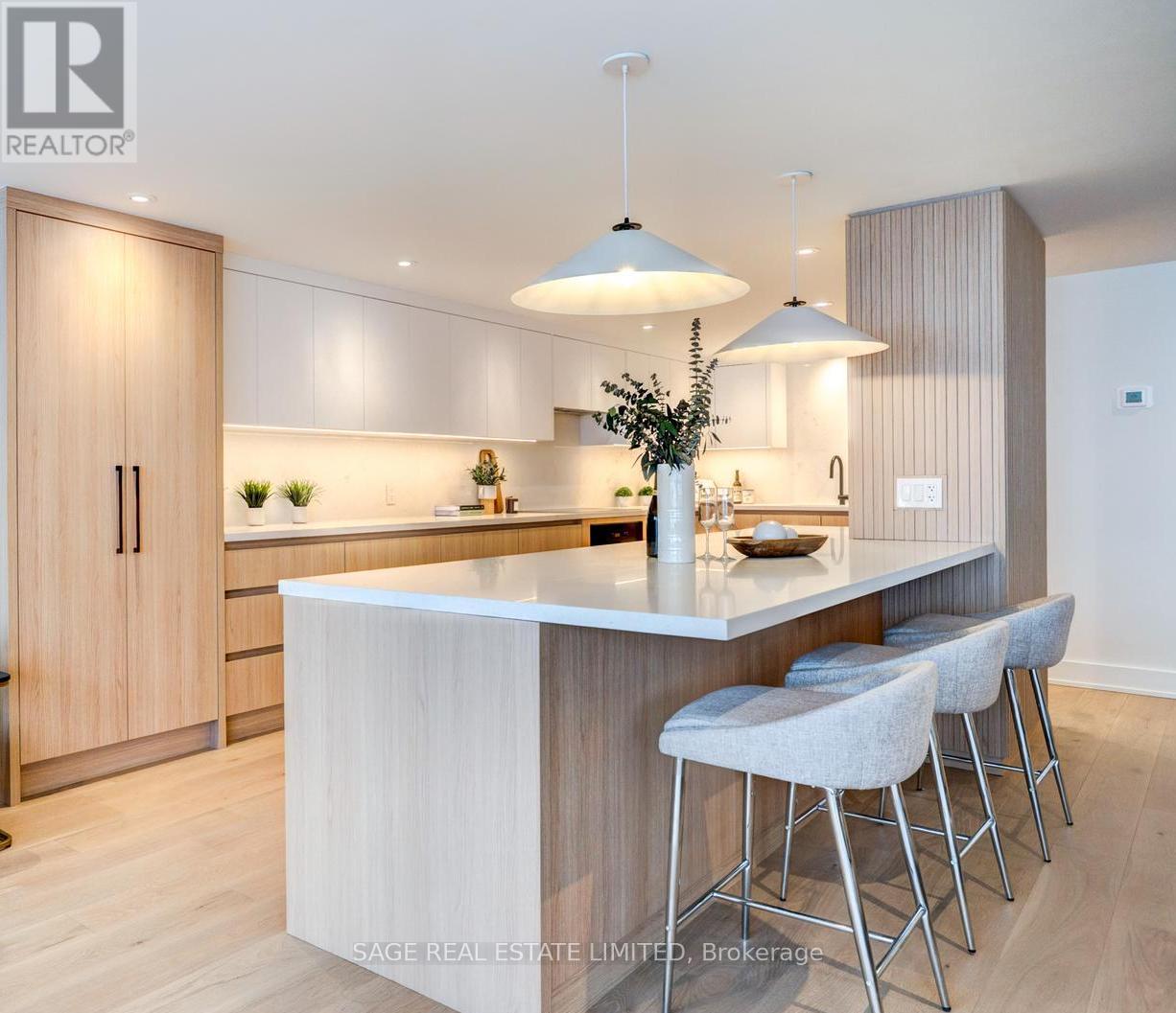 903 - 3900 Yonge Street, Toronto (Bedford Park-Nortown), Ontario  M4N 3N6 - Photo 10 - C12886540