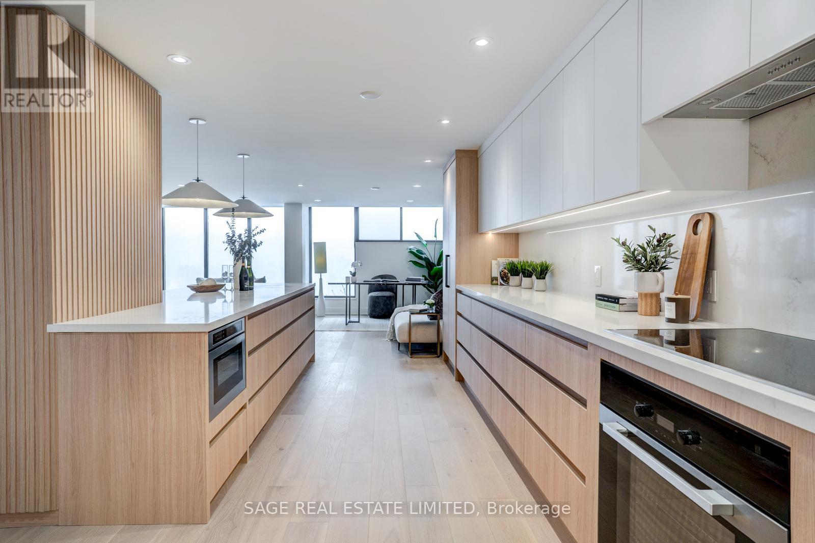 903 - 3900 Yonge Street, Toronto (Bedford Park-Nortown), Ontario  M4N 3N6 - Photo 13 - C12886540