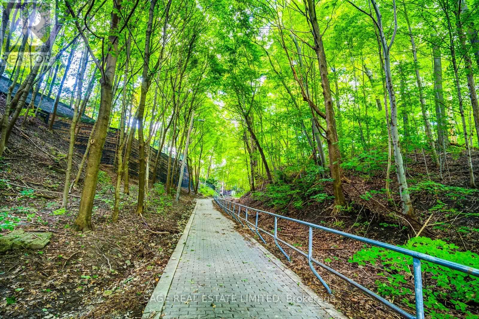 903 - 3900 Yonge Street, Toronto (Bedford Park-Nortown), Ontario  M4N 3N6 - Photo 26 - C12886540