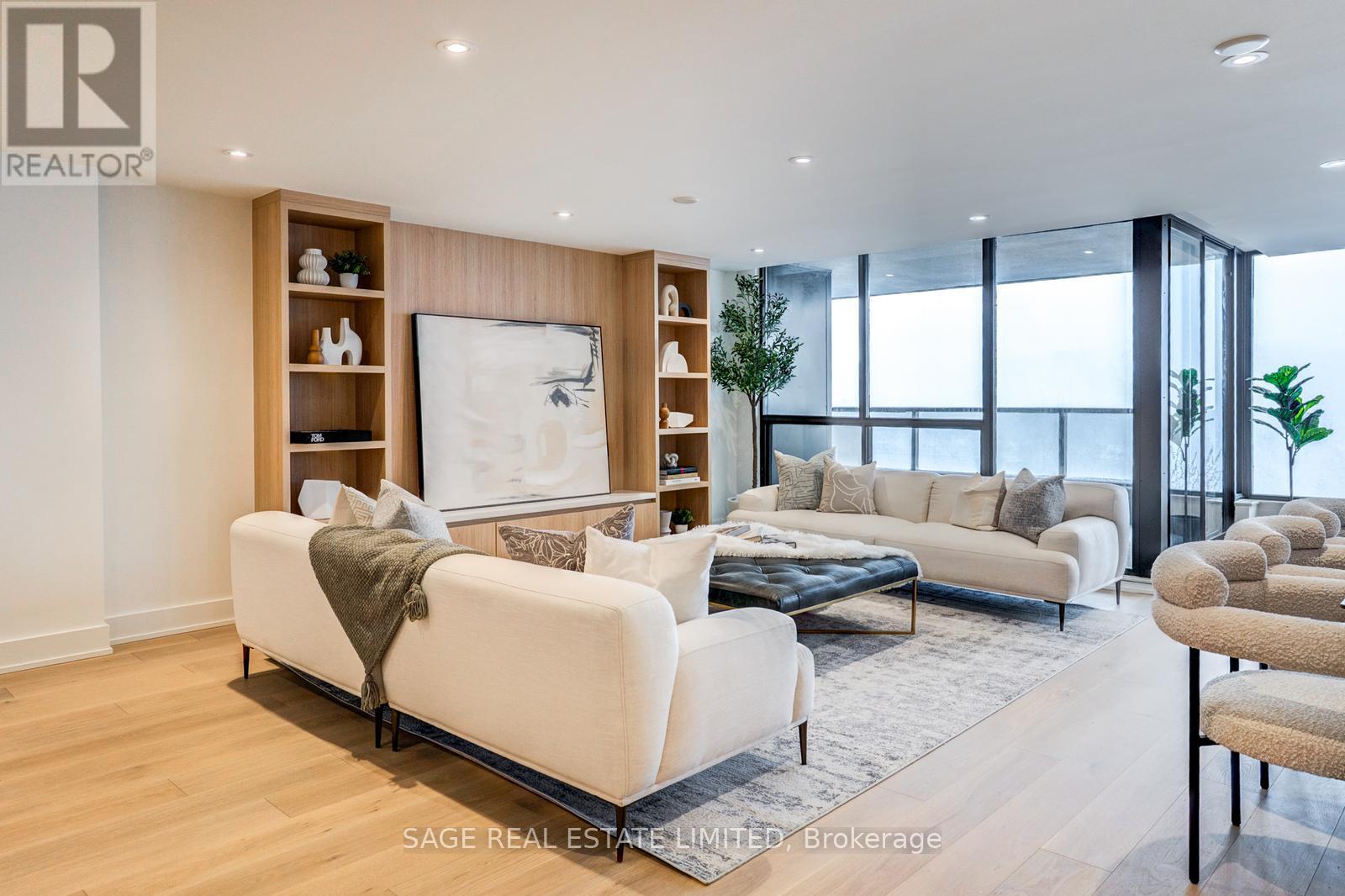 903 - 3900 Yonge Street, Toronto (Bedford Park-Nortown), Ontario  M4N 3N6 - Photo 3 - C12886540