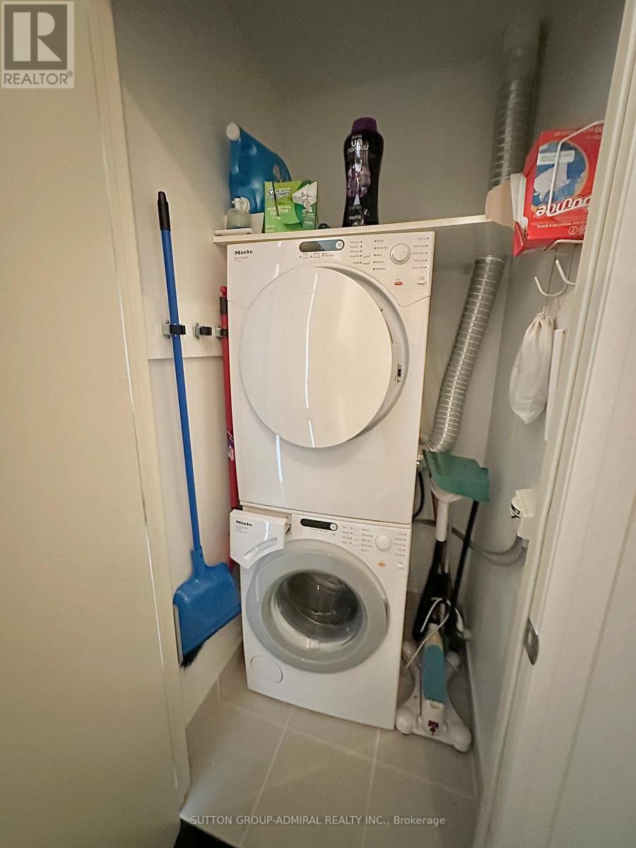 3708 - 80 John Street, Toronto (Waterfront Communities), Ontario  M5V 3X4 - Photo 21 - C12886570