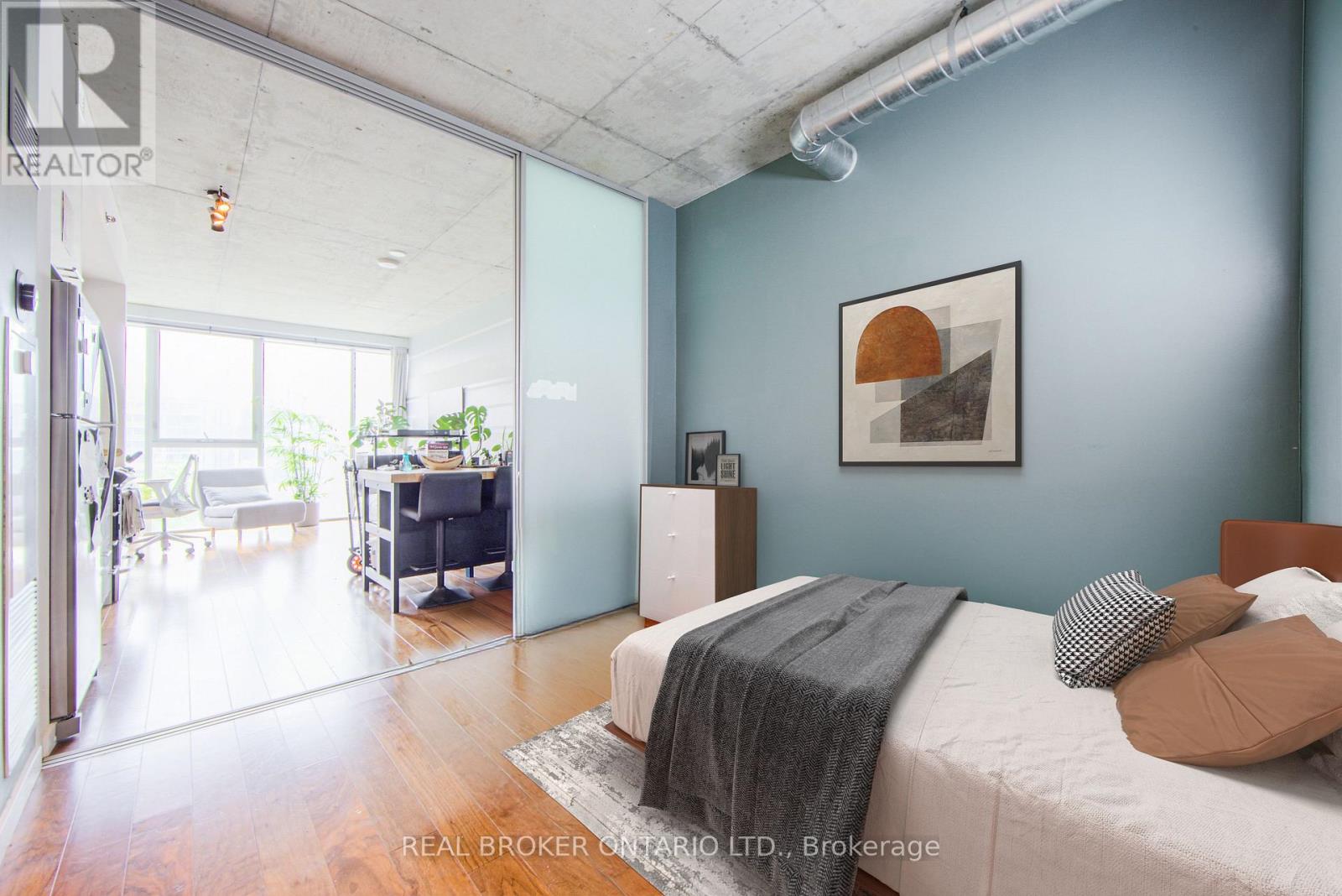 423 - 32 Trolley Crescent, Toronto (Moss Park), Ontario  M5A 0E8 - Photo 6 - C12886644