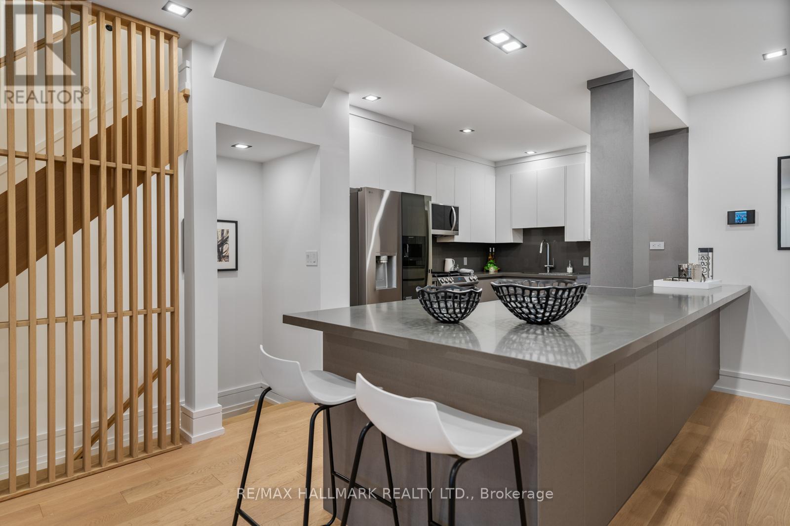 86 Albertus Avenue, Toronto (Lawrence Park South), Ontario  M4R 1J7 - Photo 9 - C12886706