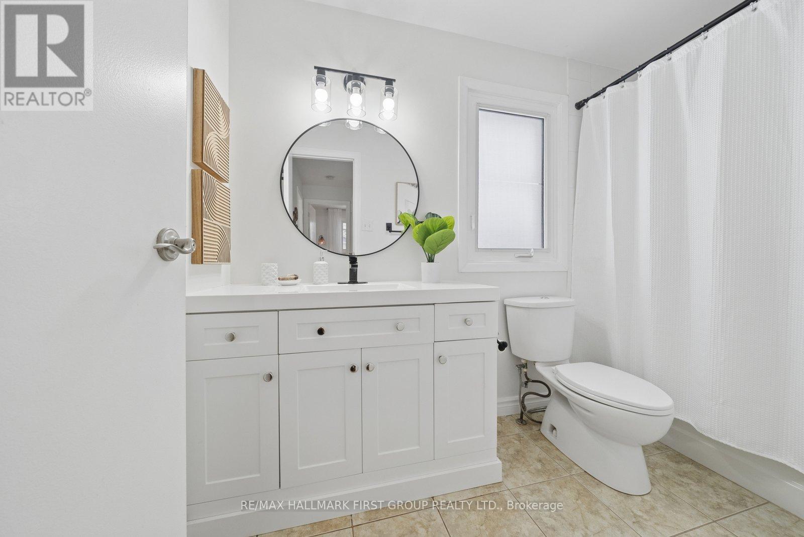 621 Beckworth Square, Pickering (Amberlea), Ontario  L1V 3X3 - Photo 19 - E12886538