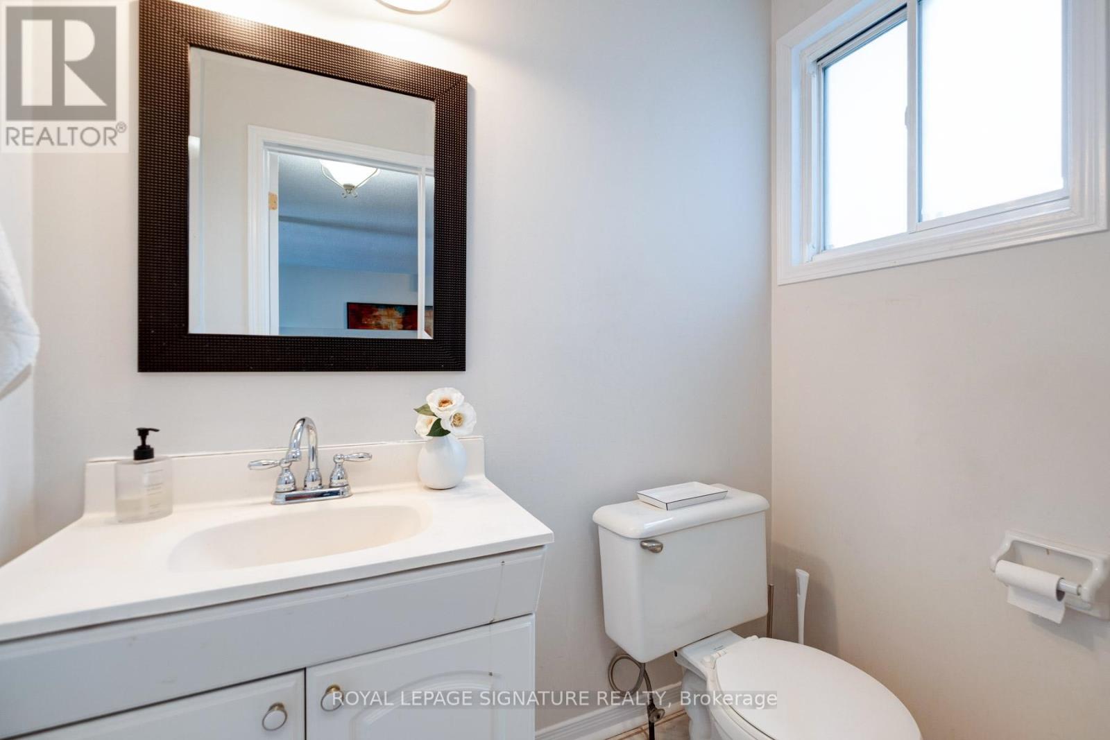 1683 Canadore Crescent, Oshawa (Samac), Ontario  L1G 8A7 - Photo 12 - E12886542