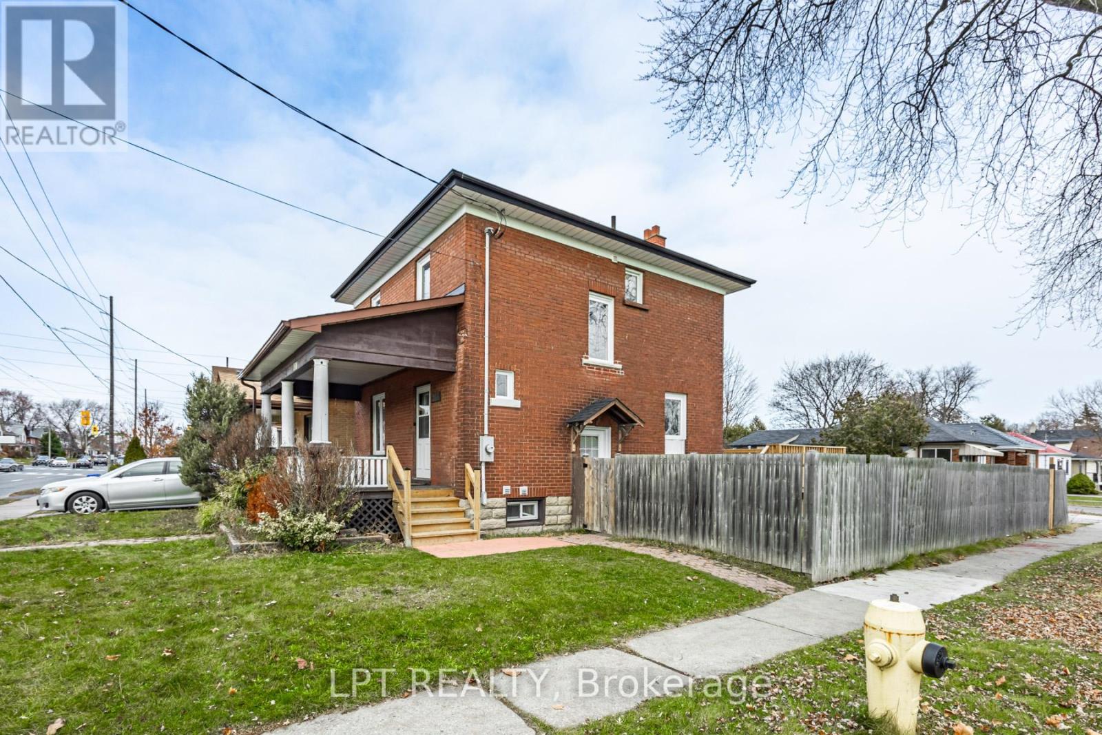 201 Ritson Road S, Oshawa (Central), Ontario  L1H 5H6 - Photo 2 - E12886564