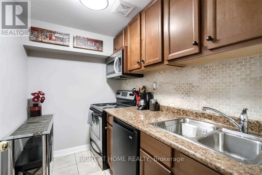 49 Wilkes Crescent, Toronto (Clairlea-Birchmount), Ontario  M1L 0B4 - Photo 32 - E12886672