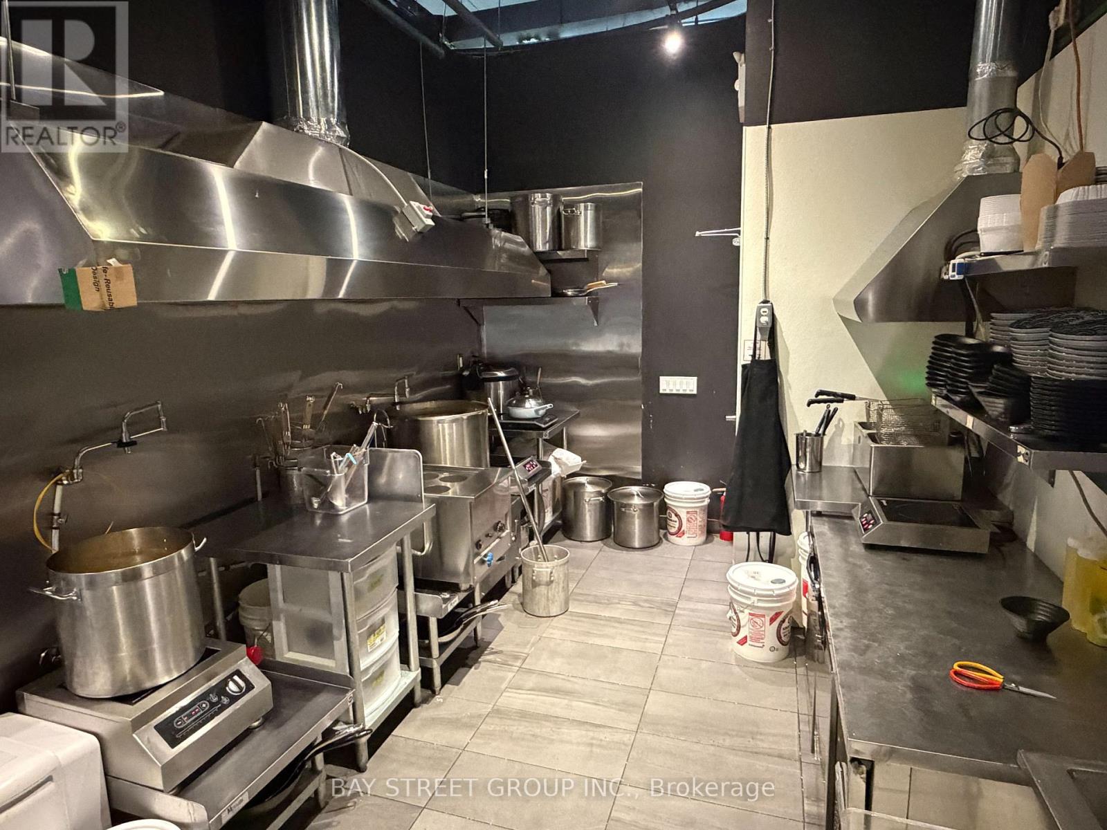 6 & 7 - 385 Silver Star Boulevard, Toronto (Milliken), Ontario  M1V 0E3 - Photo 8 - E12886776