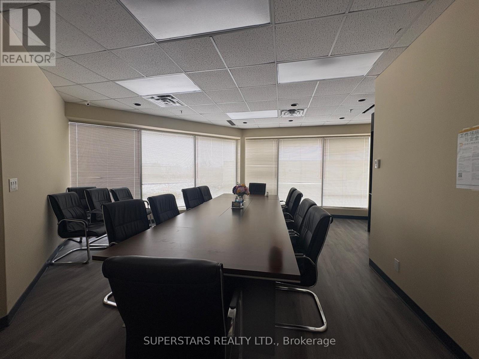 1 - 221 Whitehall Drive, Markham, Ontario  L3R 9T1 - Photo 2 - N12886558