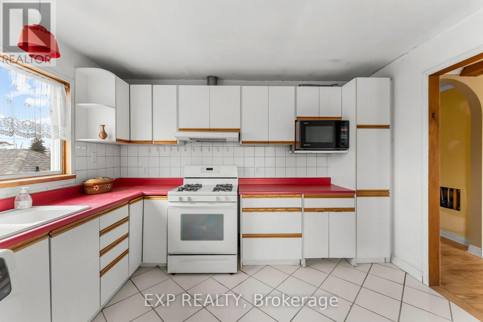 46 Isle Vista Drive, Georgina (Virginia), Ontario  L0E 1N0 - Photo 28 - N12886572