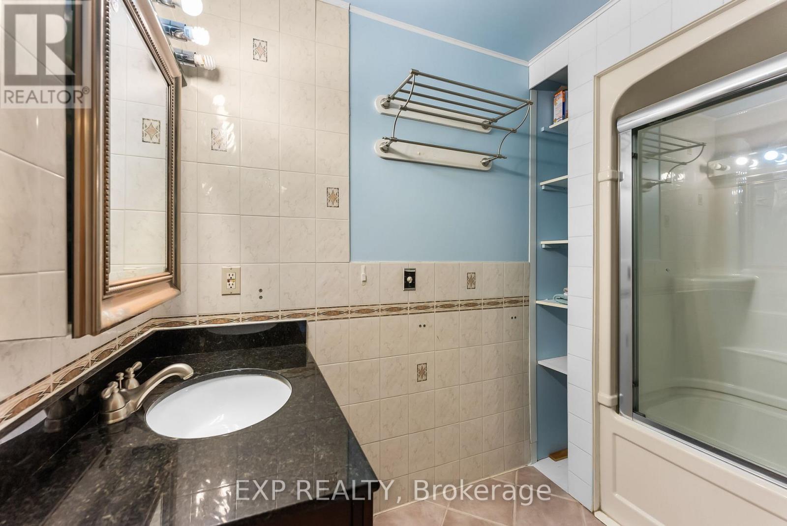 46 Isle Vista Drive, Georgina (Virginia), Ontario  L0E 1N0 - Photo 33 - N12886572