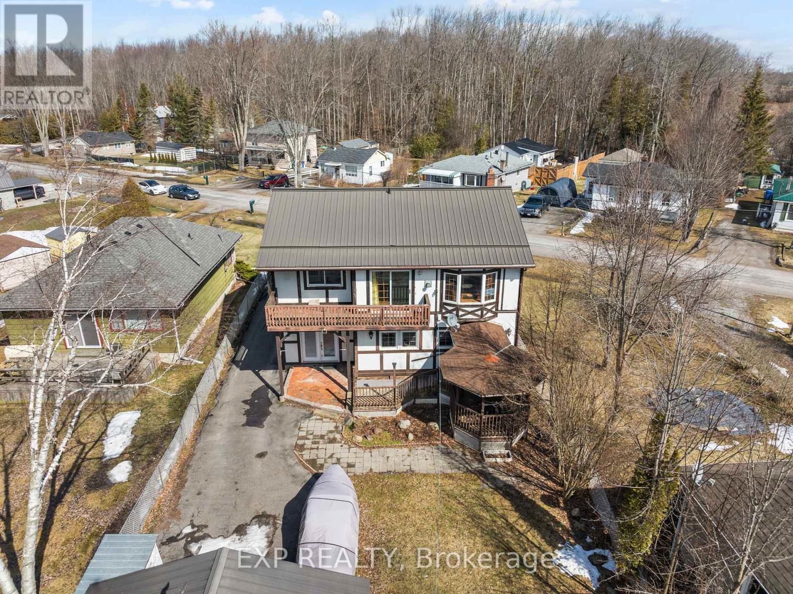 46 Isle Vista Drive, Georgina (Virginia), Ontario  L0E 1N0 - Photo 39 - N12886572