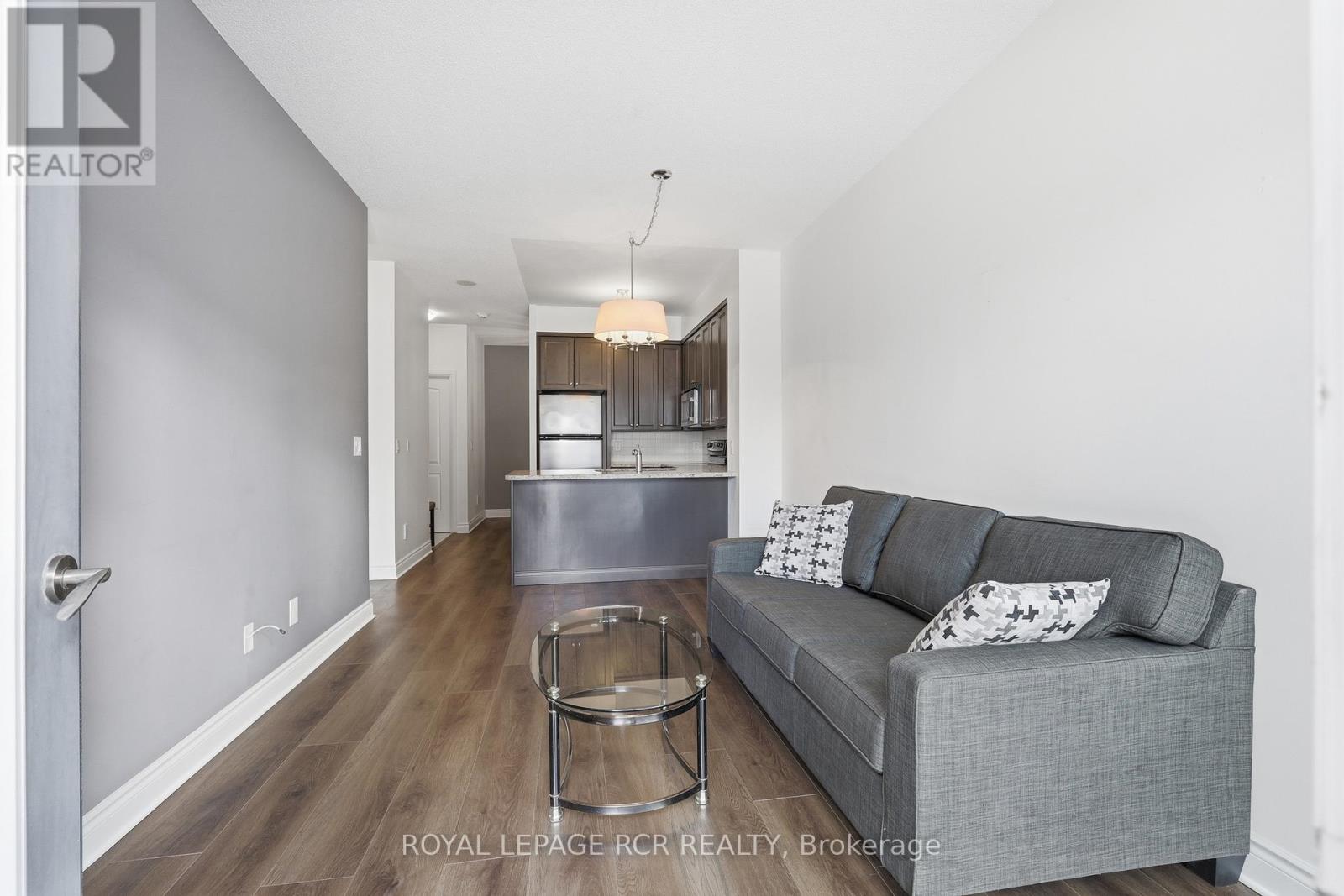 109 - 30 North Park Road, Vaughan (Beverley Glen), Ontario  L4J 0G6 - Photo 7 - N12886696