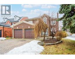 111 THEOBALDS CIRCLE, Richmond Hill, Ontario