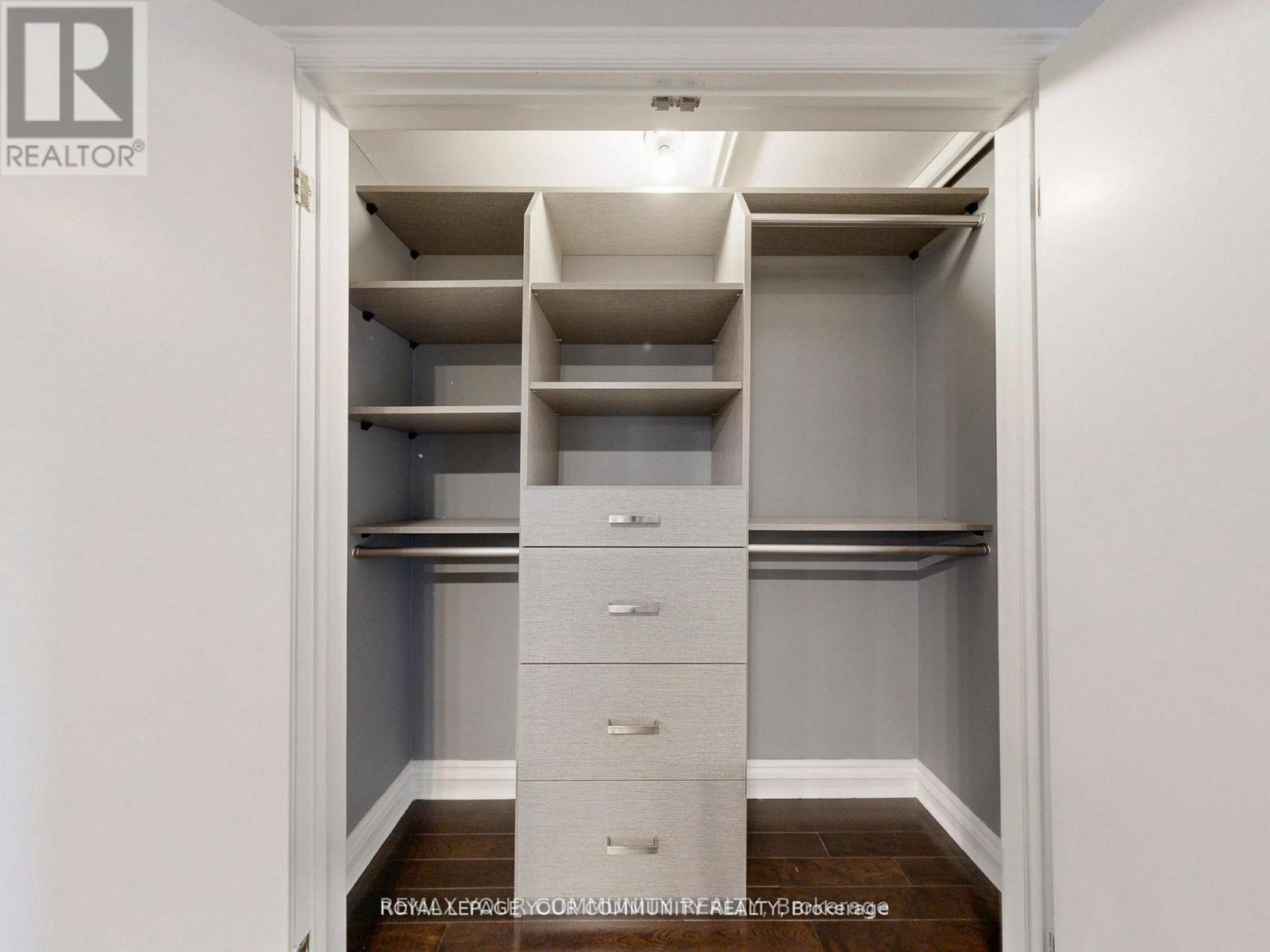 68 Regent Street, Richmond Hill (Mill Pond), Ontario  L4C 9C5 - Photo 17 - N12886782