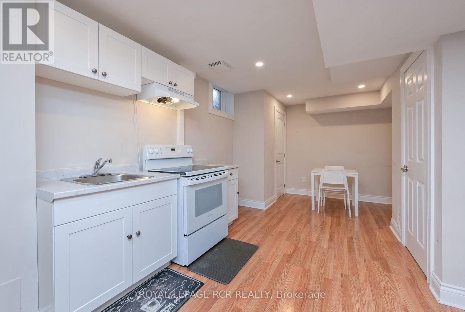 Lower - 62 Ferris Lane, New Tecumseth (Alliston), Ontario  L9R 0J3 - Photo 2 - N12886784