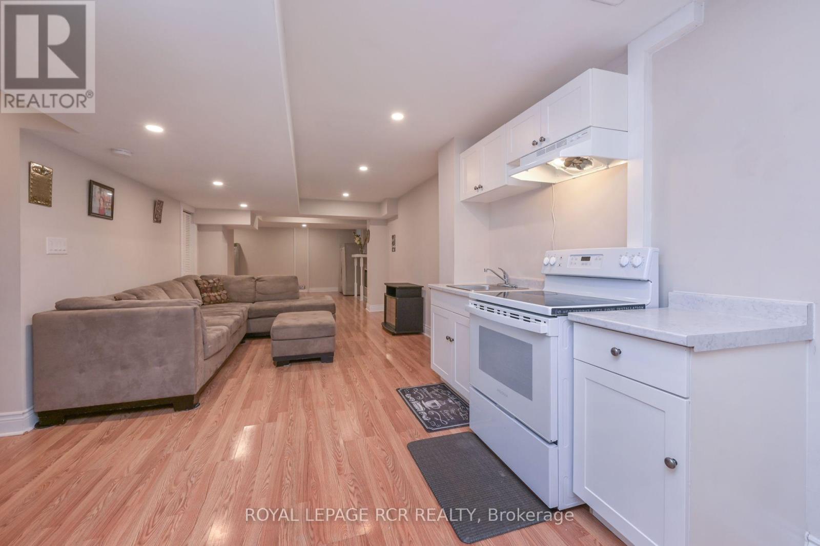 Lower - 62 Ferris Lane, New Tecumseth (Alliston), Ontario  L9R 0J3 - Photo 3 - N12886784