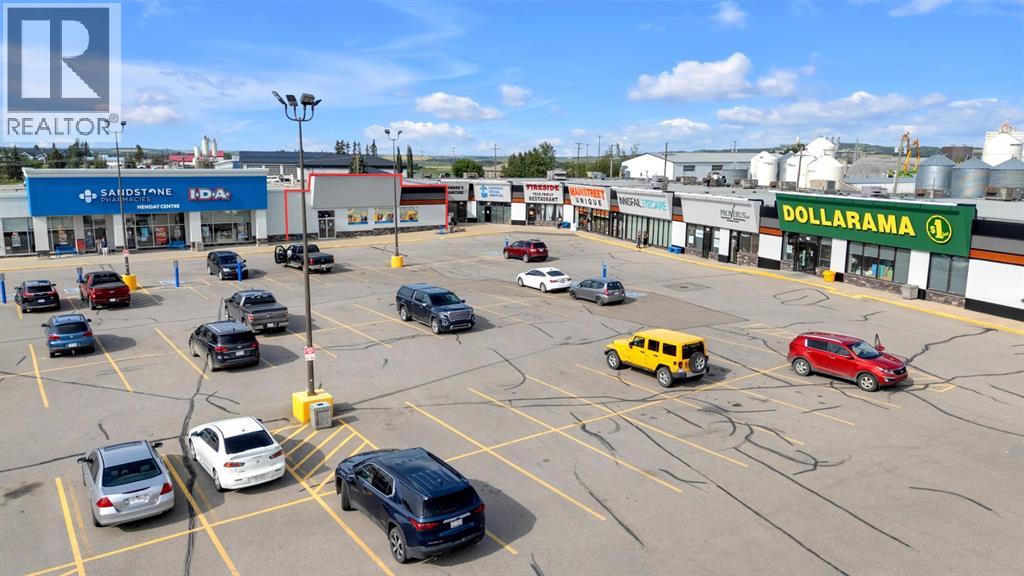 121, 4808 50 Street, innisfail, Alberta