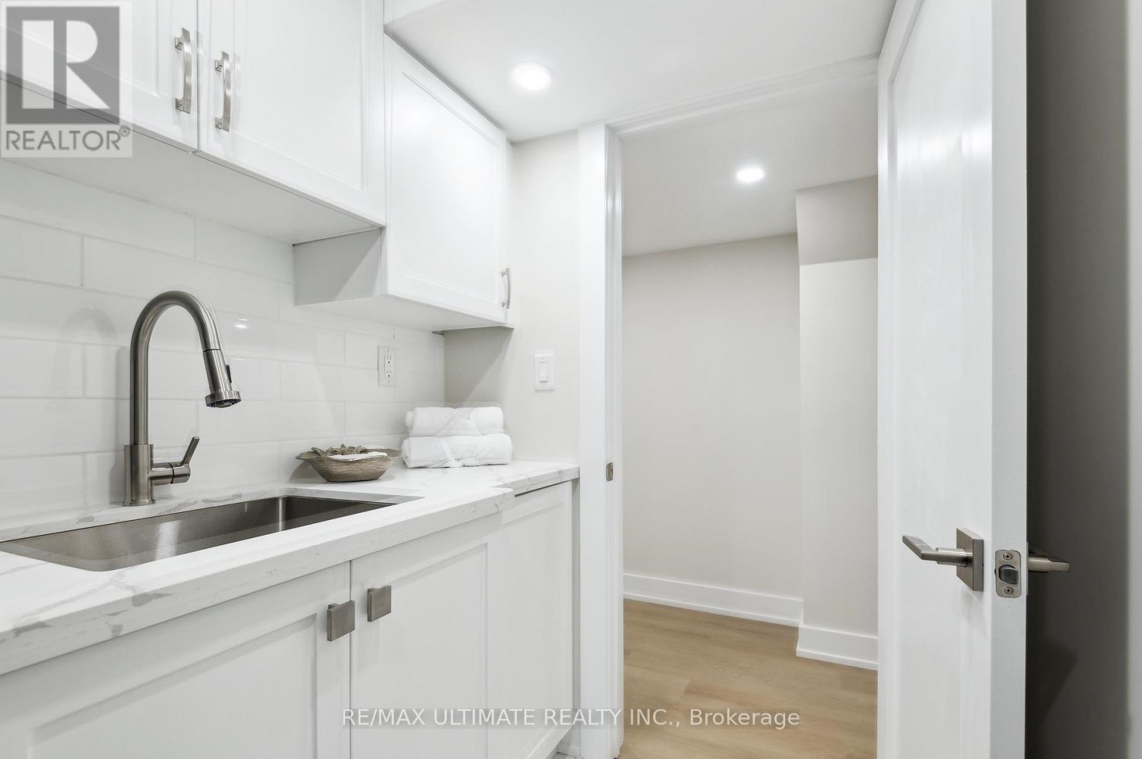 Basement - 437 Dorchester Street, Newmarket, Ontario  L3Y 7Z7 - Photo 9 - N12824128