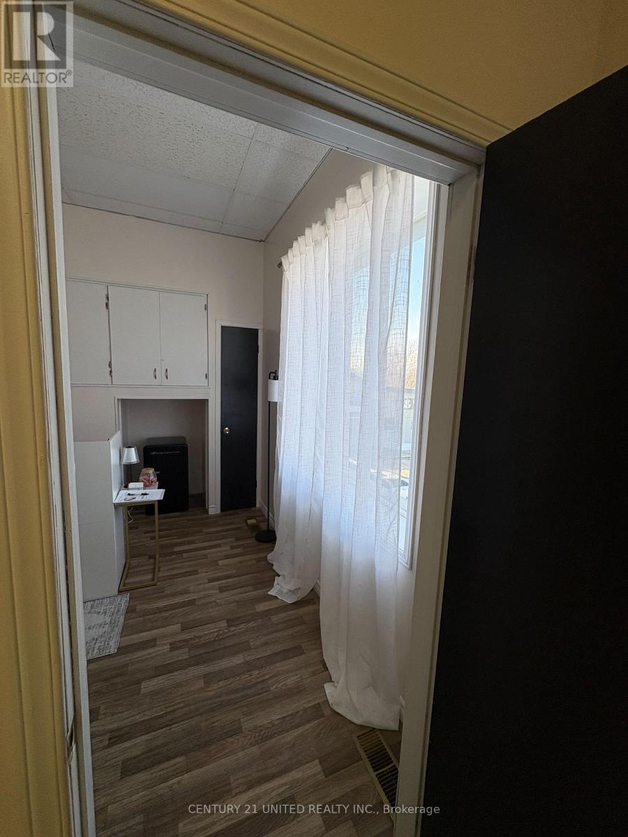 1e - 609 William Street, Cobourg, Ontario  K9A 3A5 - Photo 8 - X12713594