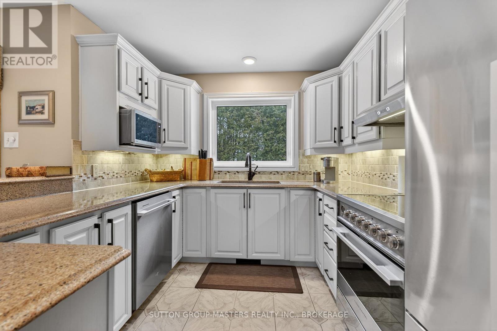 372 Shama Court, Kingston, Ontario  K7M 8K5 - Photo 10 - X12879416