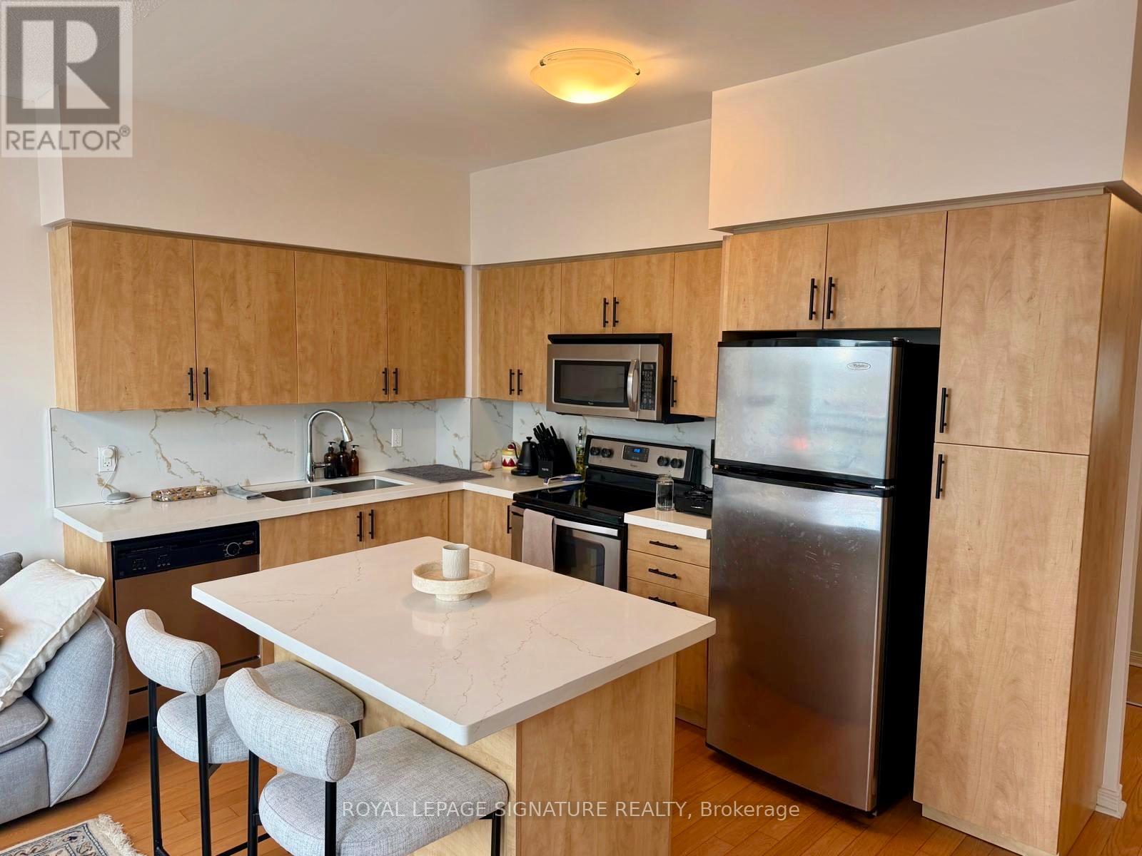 310 - 2230 Lakeshore Boulevard W, Toronto (Mimico), Ontario  M8V 0B2 - Photo 18 - W12846332