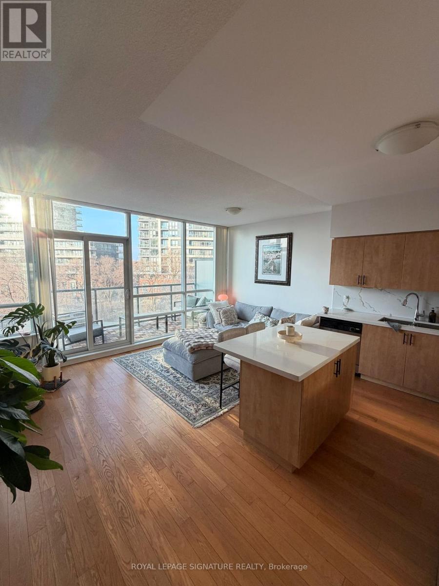 310 - 2230 Lakeshore Boulevard W, Toronto (Mimico), Ontario  M8V 0B2 - Photo 2 - W12846332