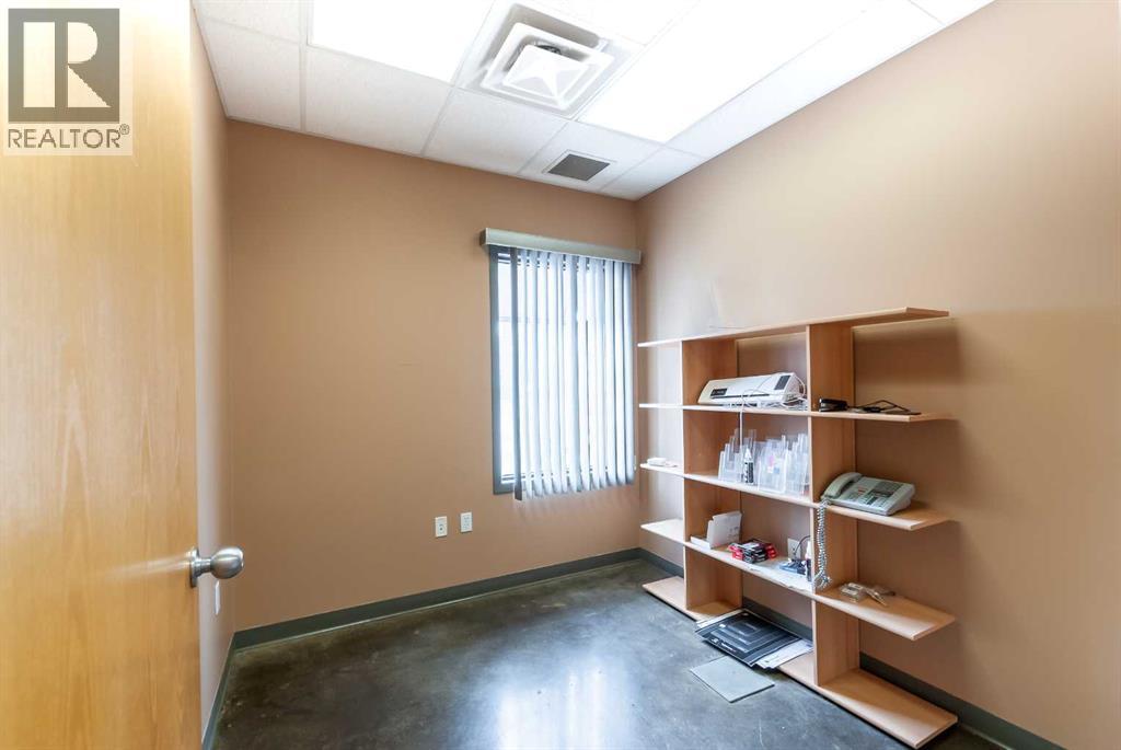 662 16 Street Sw, Medicine Hat, Alberta  T1A 4X1 - Photo 11 - A2127332