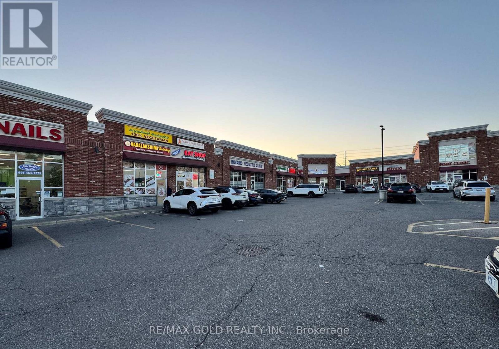 10 - 965 Bovaird Drive W, Brampton (Fletcher's Meadow), Ontario  L7A 1R4 - Photo 20 - W12886404