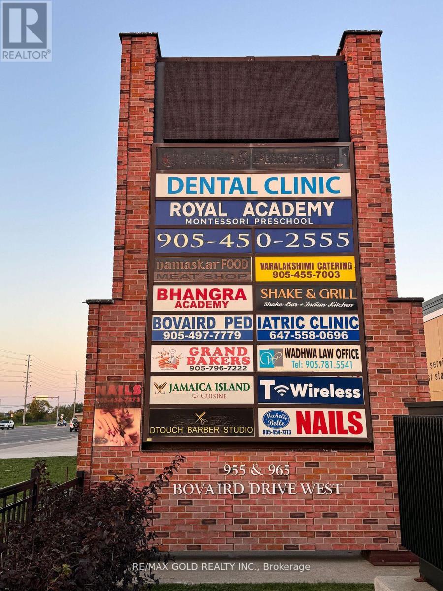 10 - 965 Bovaird Drive W, Brampton (Fletcher's Meadow), Ontario  L7A 1R4 - Photo 22 - W12886422