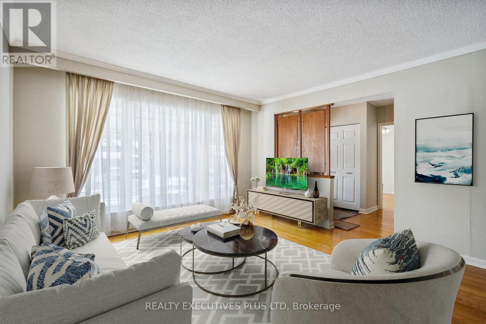 43 Marlebon Road, Toronto (West Humber-Clairville), Ontario  M9V 3V8 - Photo 6 - W12886460