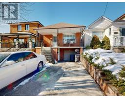 52 MONTCALM AVENUE, Toronto, Ontario