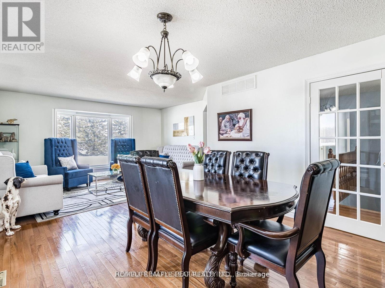 13608 Torbram Road W, Caledon, Ontario  L7C 2S9 - Photo 13 - W12886770