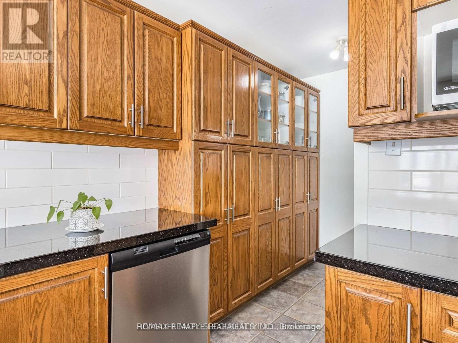 13608 Torbram Road W, Caledon, Ontario  L7C 2S9 - Photo 17 - W12886770