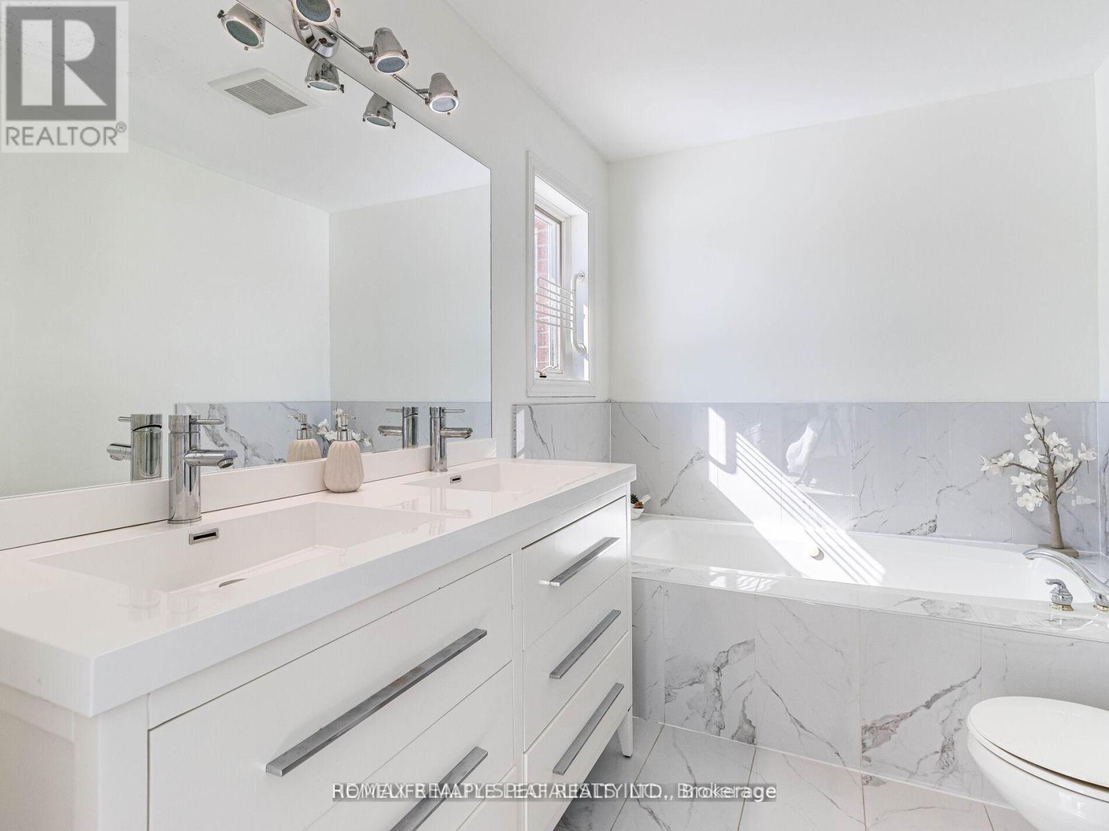 13608 Torbram Road W, Caledon, Ontario  L7C 2S9 - Photo 34 - W12886770